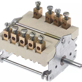 Horeca Parts - 7-Stellungs-Nockenschalter Reihenfolge 0-1-2-3-4-5-6 32A 1NO 2CO 6x4,6mm Einbaulänge 23mm