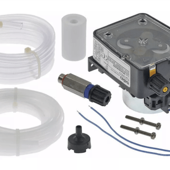 Horeca Parts - SEKO 0,4l/h nicht einstellbarer Klarspülerspender mit Anschlusskit - Zanussi Universalgeschirrspüler (3090301)